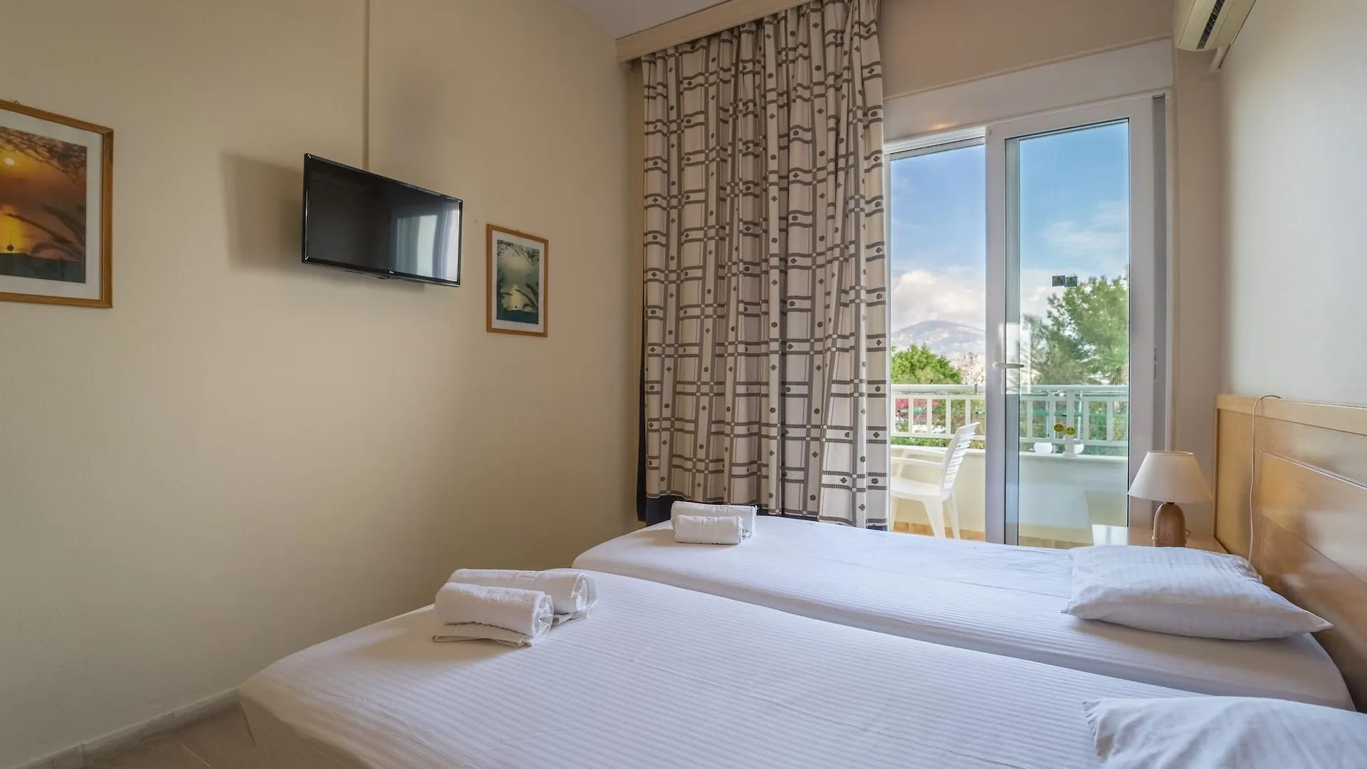 Hotel Summery Lixouri 3*,  Grèce